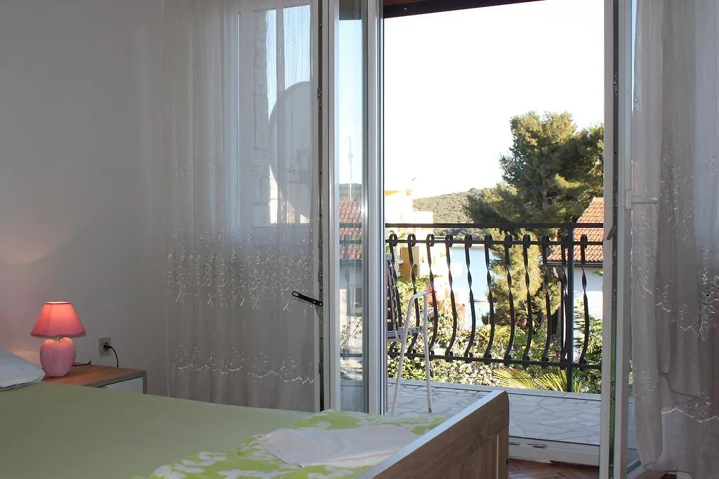 Duplex Apartment Eleonora Banjole 0*,  Chorvatsko